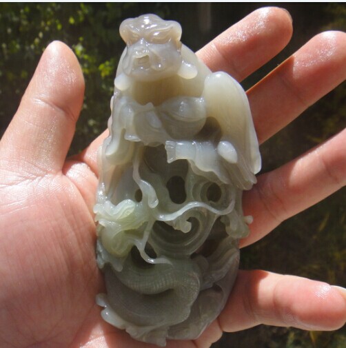 无杂质 无裂纹 料子干净 油润 颜色独特