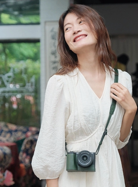 SVEN索尼a6700真皮保护套zve10二代zve10相机套a7m5配件a7m5皮套