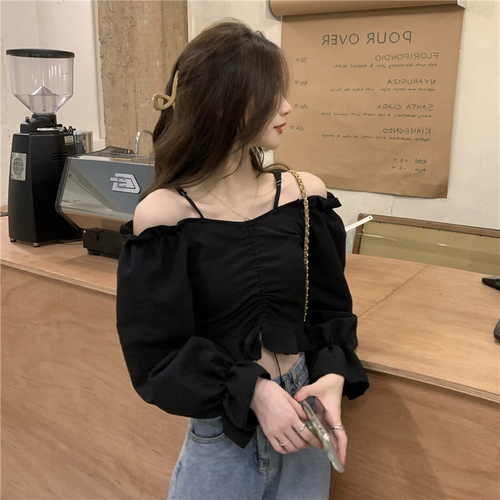 Real shot real price Korean adjustable shoulder belt pleated thin short shirt black gas off shoulder top