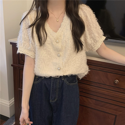 Real price apricot temperament V-neck gentle lace pearl button shirt vintage loose short sleeved top