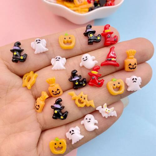 50Pcs New Cute Resin Cartoon Mini Halloween Collection Flat