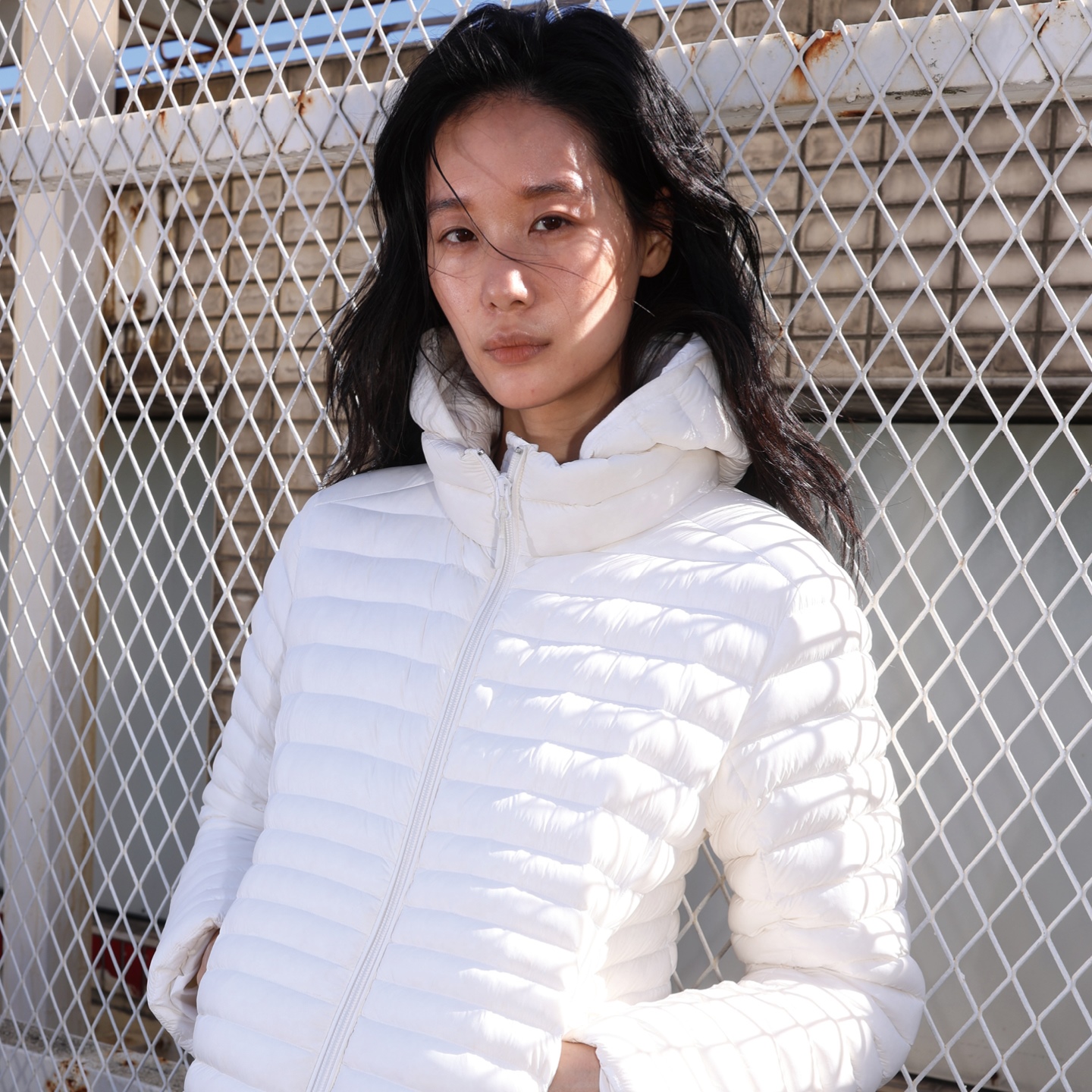 90白鸭绒纸片人超轻保暖羽绒服