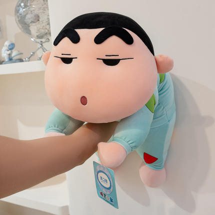 正版蜡笔小新抱枕玩偶周边男生送女友给女生生日礼物的小众高级感