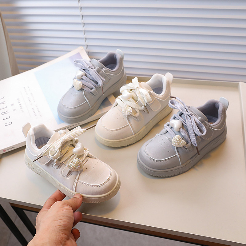 女童低帮板鞋2025春秋新款小女孩爱心韩版休闲鞋儿童软底运动鞋子,童鞋/婴儿鞋/亲子鞋,板鞋,淘宝优惠券,粉丝福利购,淘宝优惠卷