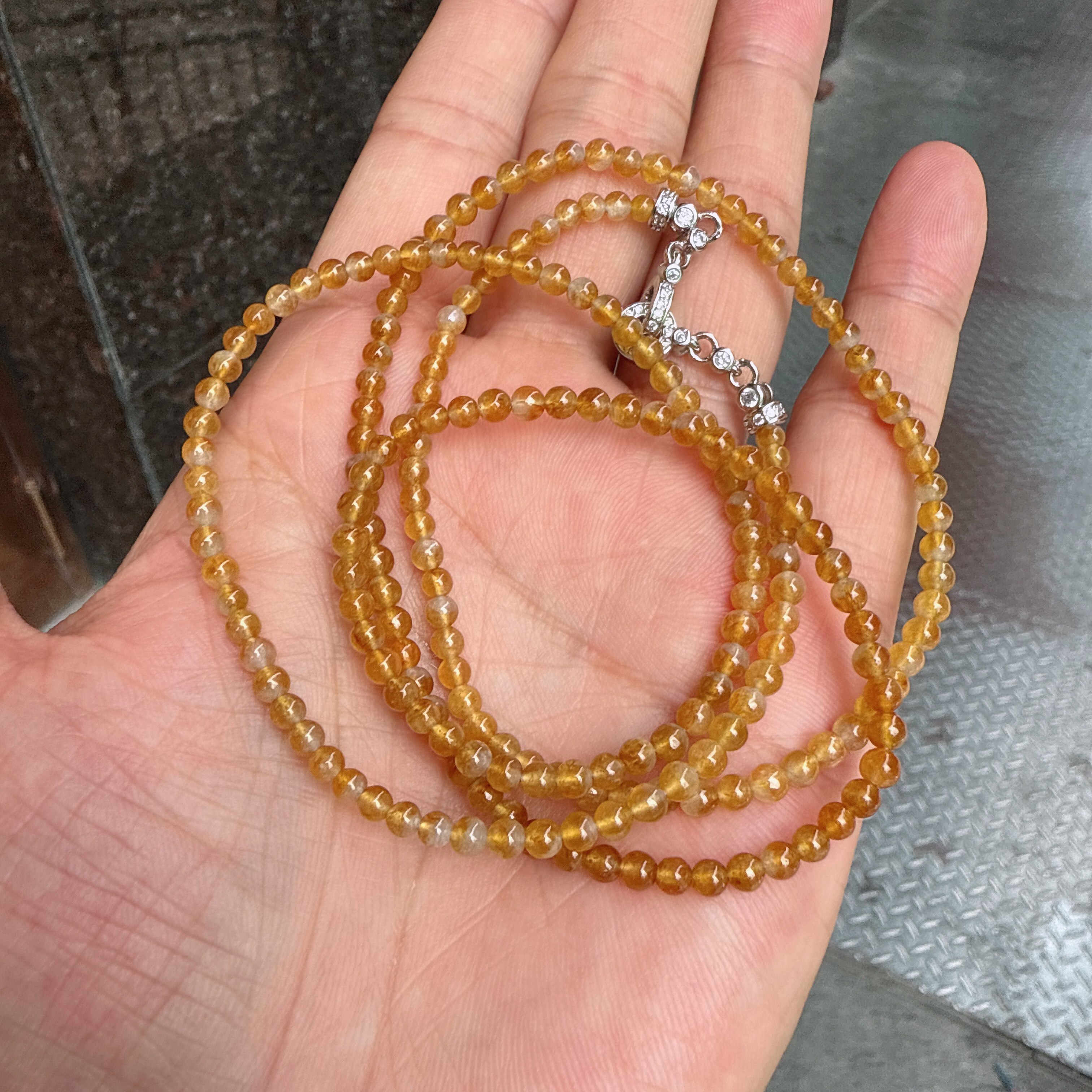 缅甸天然翡翠冰种黄翡小米珠项链