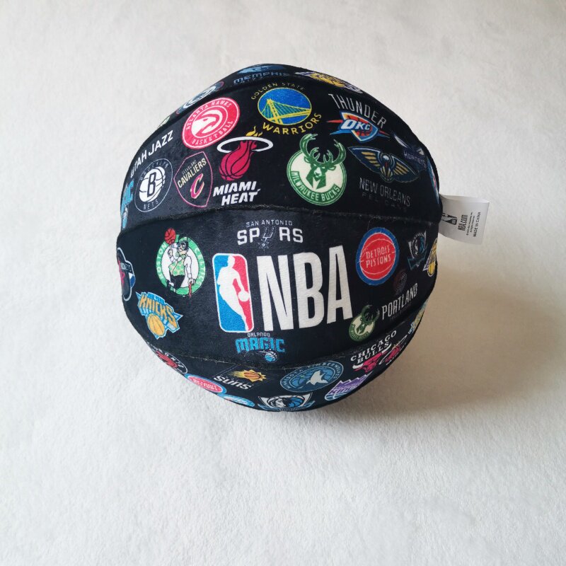 美国NBA篮球队靠垫芯抱枕靠垫套客厅沙发毛绒玩具湖人马刺公牛