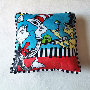 戴高帽子的猫咪靠垫芯坐垫35x35抱枕靠垫套客厅沙发苏斯博士 外贸