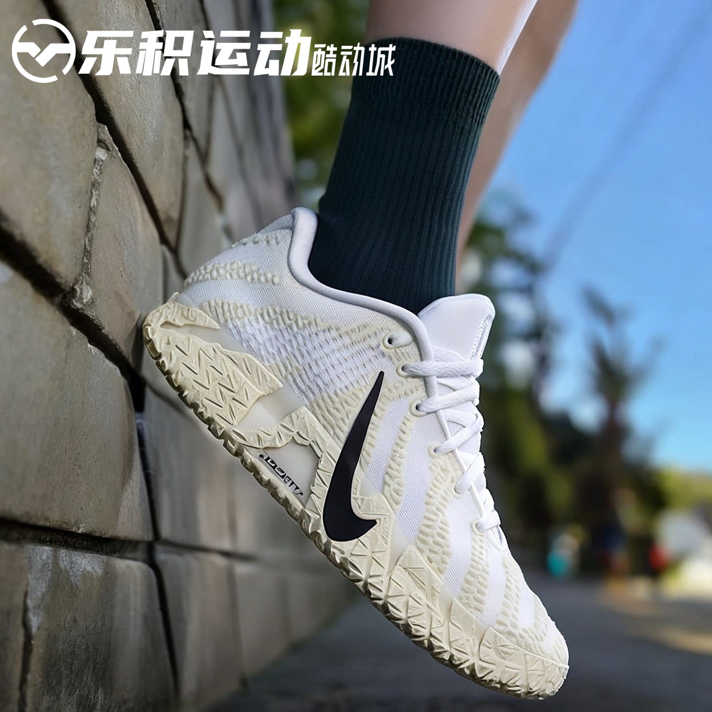乐积运动 NIKE JA3 莫兰特3代 黑白低帮耐磨实战篮球鞋HF2794-101图片