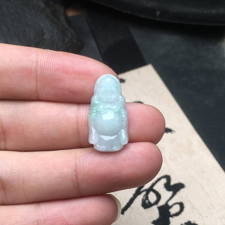 玉石寨A货翡翠玉佛送证