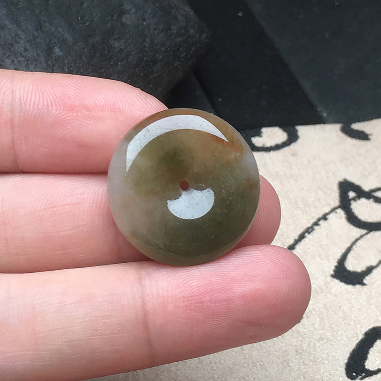 玉石寨A货翡翠A货平安扣吊坠