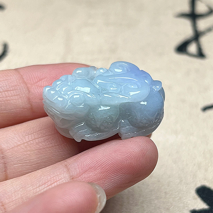 缅甸翡翠貔貅紫罗兰天然吊坠招财
