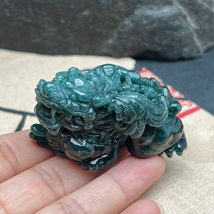 危地马拉天然翡翠A货翅膀貔貅