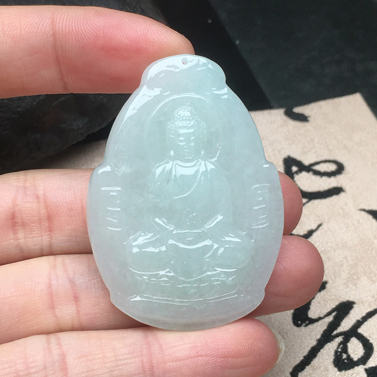 玉石寨A货翡翠挂坠如来佛祖