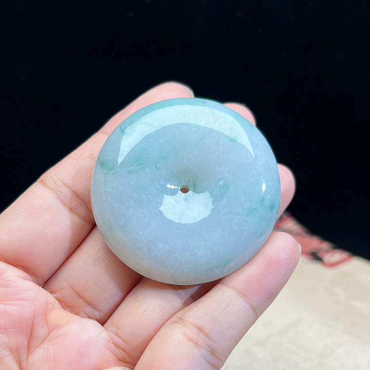 缅甸天然翡翠A货飘蓝花平安扣