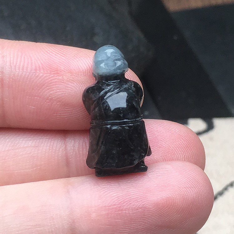 玉石寨A货翡翠小沙弥摆件精品
