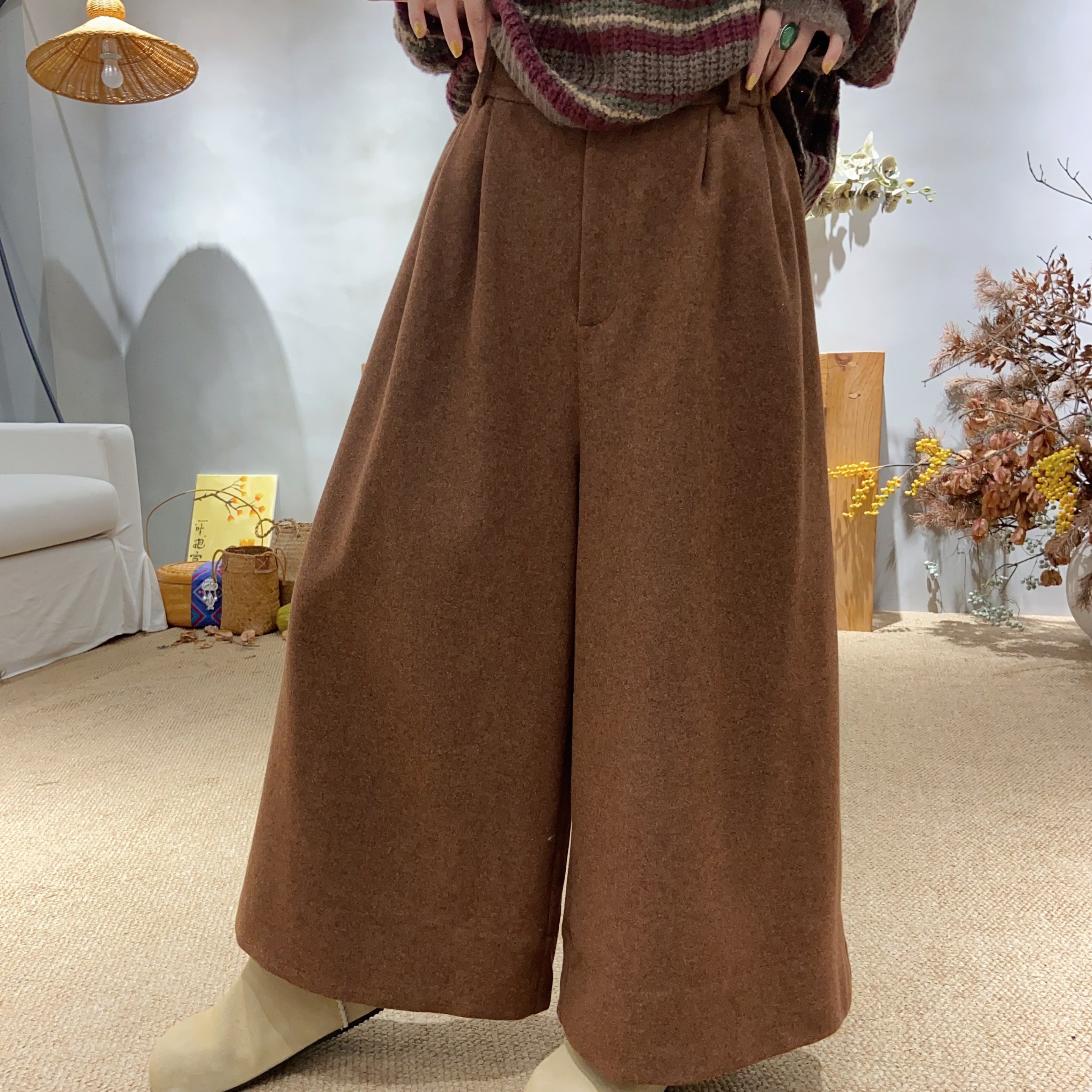 【55%绵羊毛!】小众设计高级感纯色绵羊毛阔腿裤 35609