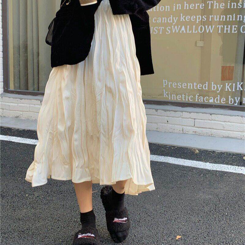 杏色褶皱半身裙女装春季2026新款小众高腰垂感a字长裙小个子裙子