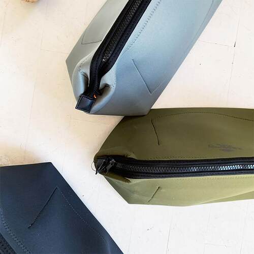 撞色收纳包puebco多用途化妆包