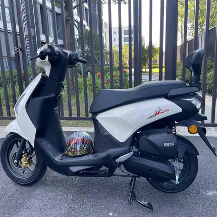 适用于本田NWM125腰靠背后座腰托腰靠垫WH125T-12L改装PU柔软加厚