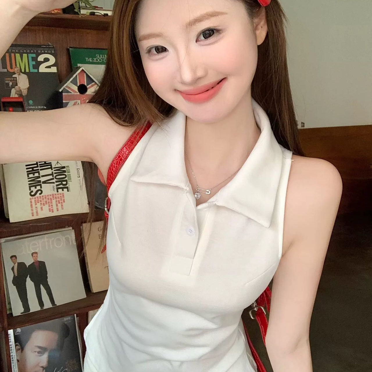 美背翻领polo领无袖背心女带胸垫性感甜美风气质修身打底吊带上衣