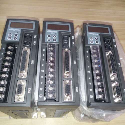 多摩川伺服器TA8481N0100，有3台，包好，208元包