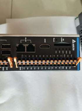 台达AX832 工控机，