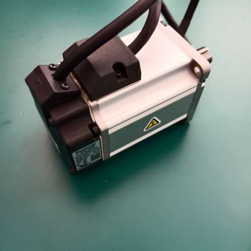 400W伺服电机MSMD042G1S成色95新