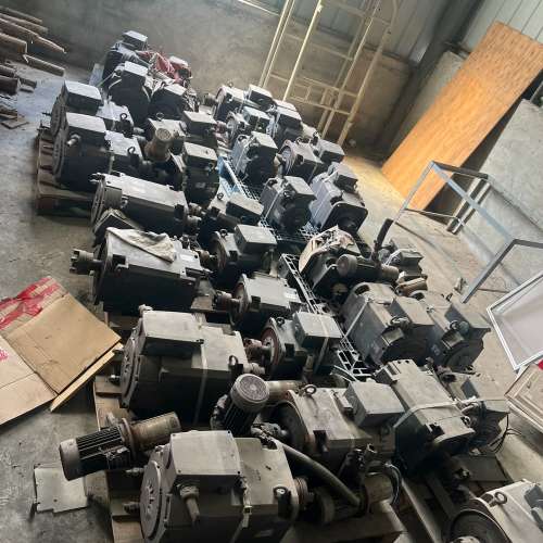 伺服电机1PH8131-1DF22-0GC1小的。1P