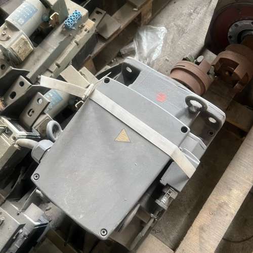 电机1PH8131-1DF22-0GC1。，三