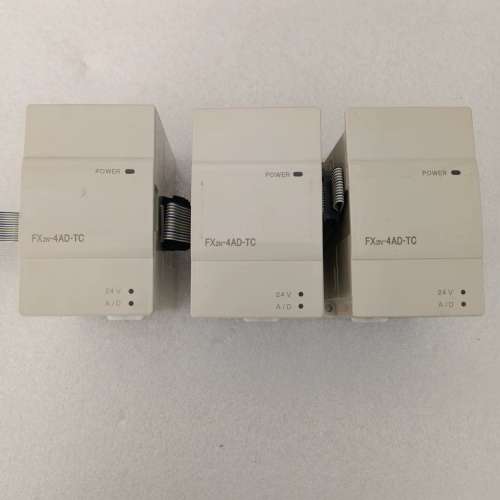 温度模块FX2N-4AD-TC成色新，现货70个