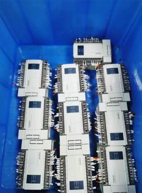 安川机器人FS100控制箱 CSTR-CRBCC22AAA