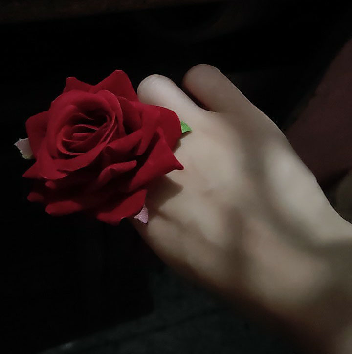 手指花朵戒指环民族舞蹈配饰品手戴红色玫瑰花艺考生舞台表演道具