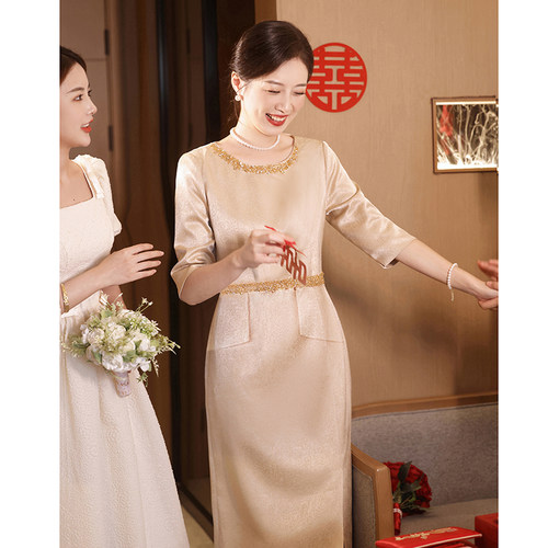 香槟色妈妈婚宴晚礼服平时可穿