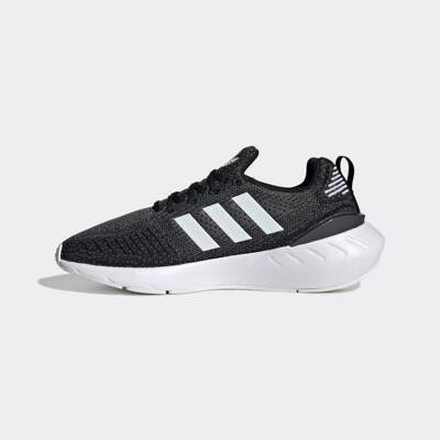 Adidas/阿迪达斯 女子 SWIFT RUN 22 运动休闲鞋 GV7971