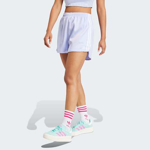 Adidas/阿迪达斯 女子三叶草 SHORTS 复古穿搭运动短裤 IP0711