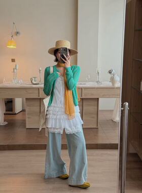 绿色镂空针织开衫 蕾丝拼接吊带 高腰阔腿牛仔裤