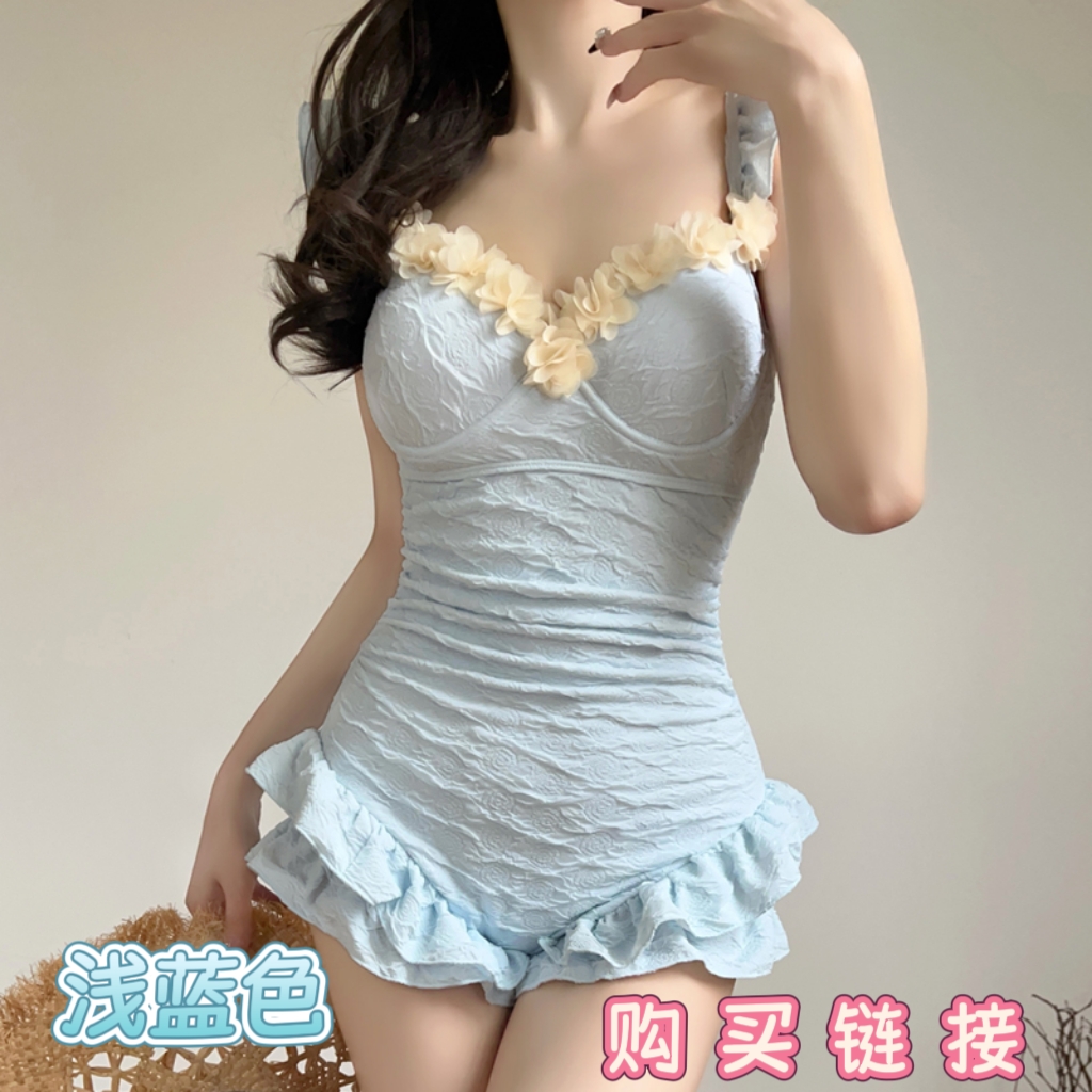 新款连体泳衣女高级感绝美女士泳衣保守显瘦遮肚温泉度假聚拢海边
