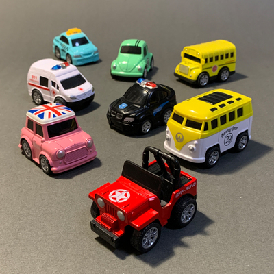 巴士中性回力迷你玩具