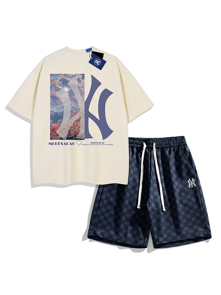 [10% 할인 지역] 아울렛?트렌디 브랜드 반팔 티셔츠 정장 남성 여름 스포츠 상의와 반바지 투피스 세트