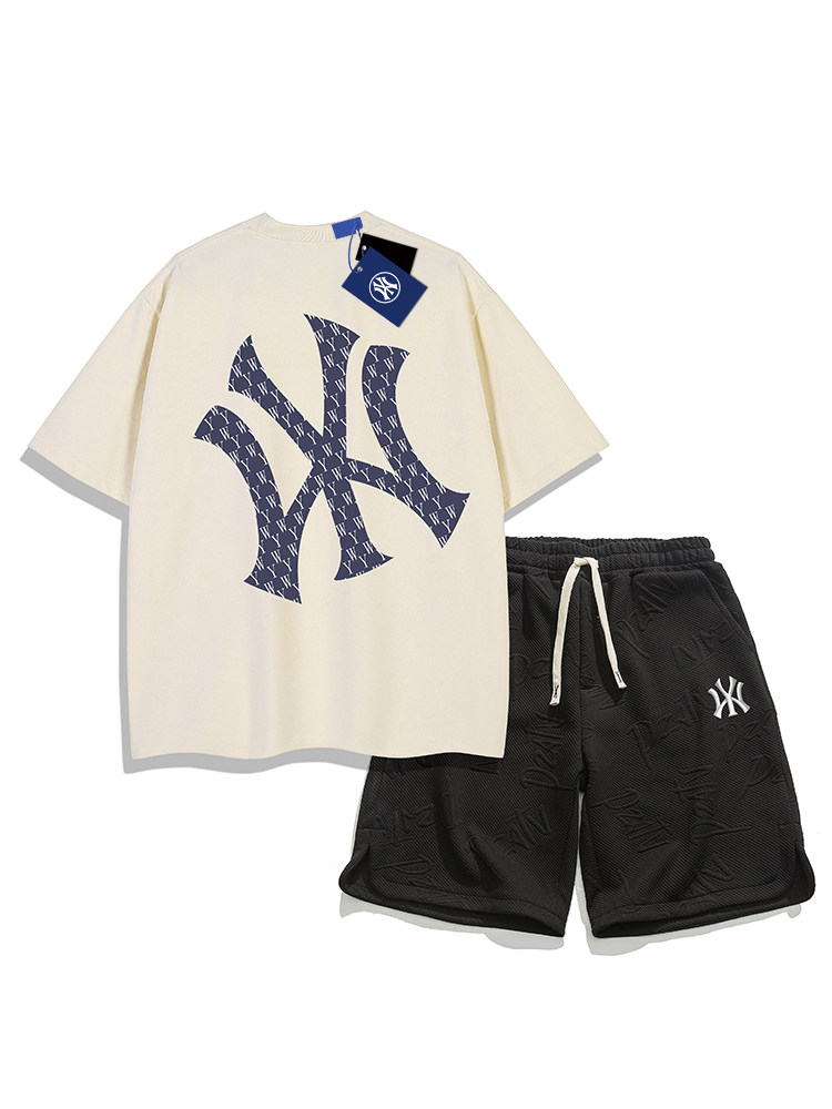 [10% 할인 지역] 아울렛?커플을 위한 트렌디한 브랜드 슈트?남성용 여름 반바지 반팔 티셔츠?YANKEES