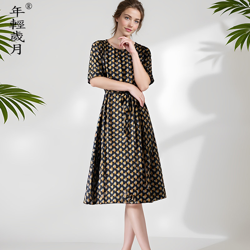 真丝连衣裙女2025年夏季新款贵夫人洋气减龄遮腹显瘦桑蚕丝裙子潮