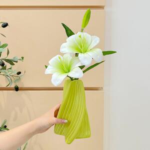 仿真百合花绿植物装饰陶瓷摆件