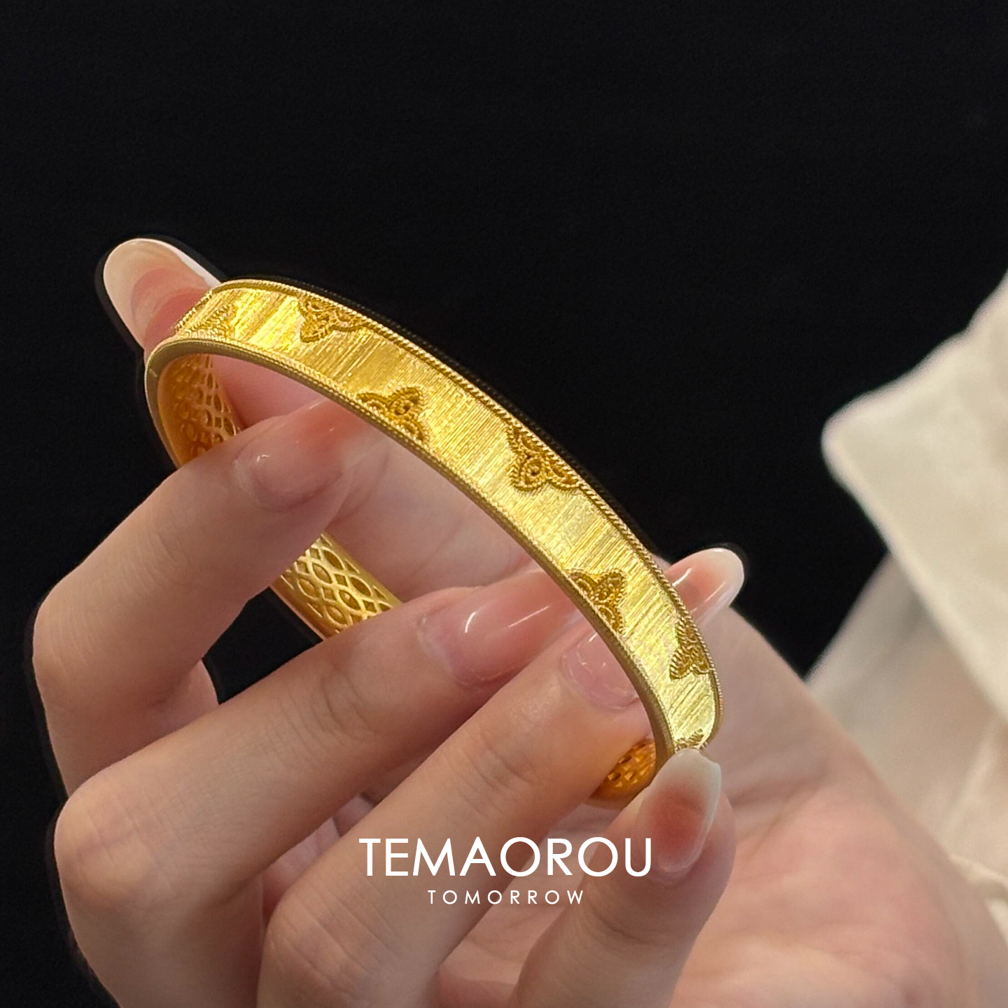 【金丝织锦】小克重古法四叶草纹理金手镯女新中式复古手环配饰品