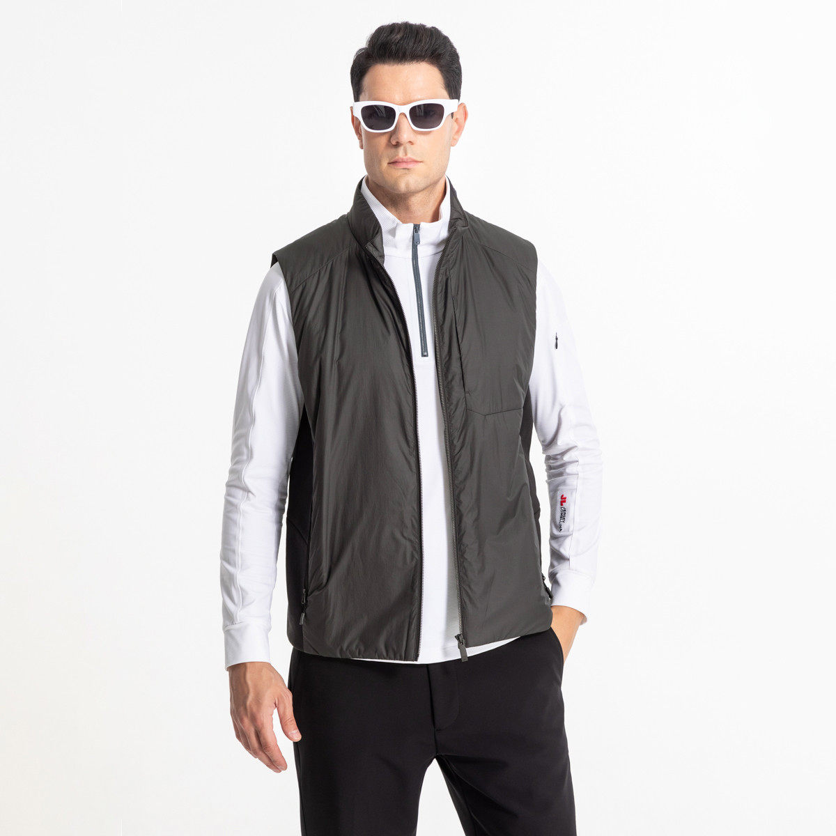 路卡迪龙7D超轻防水薄棉服马甲男