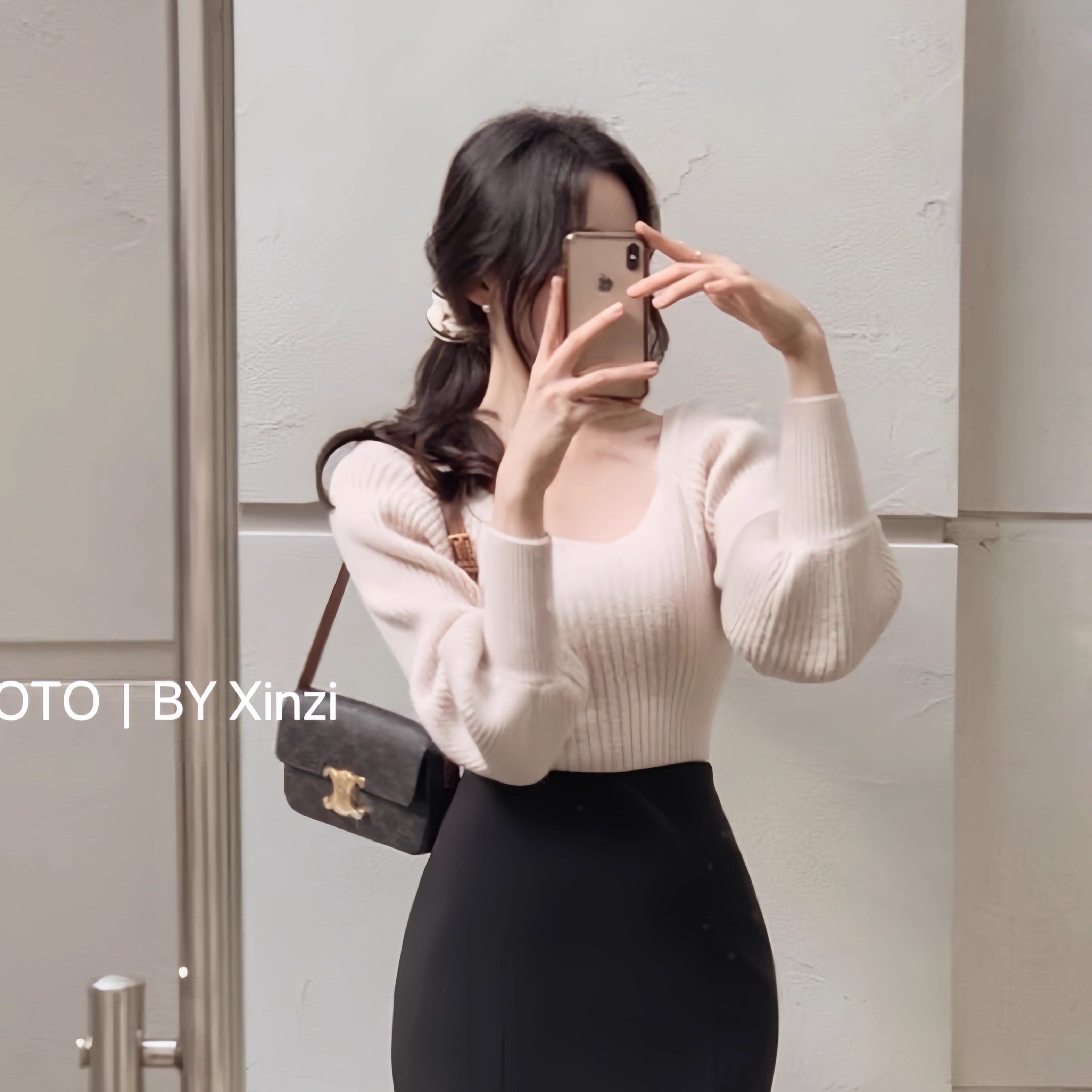 韩国代购温柔风方领泡泡袖针织衫