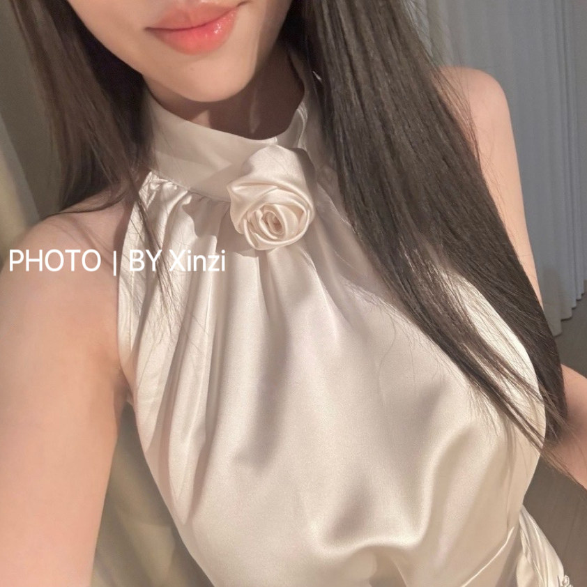 辛子韩国代购法式高级感挂脖背心女设计感立体花朵无袖内搭衬衫