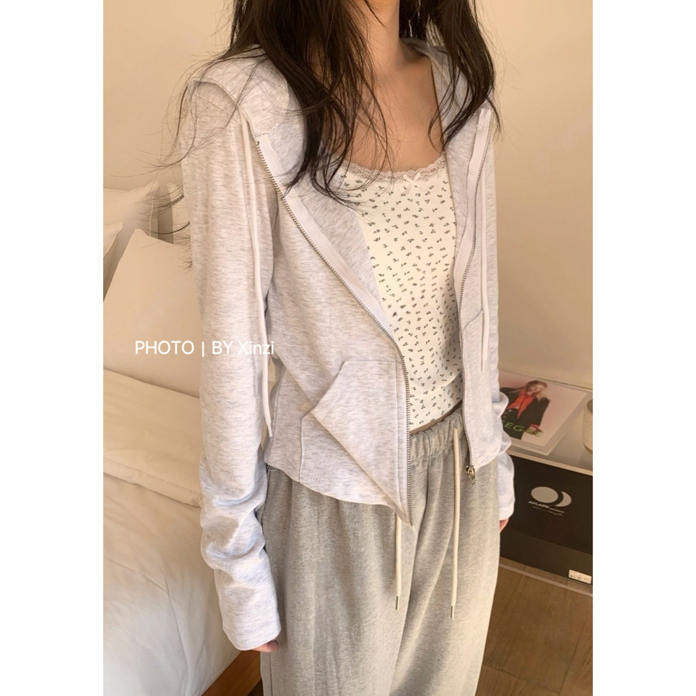 韩式连帽拉链显瘦卫衣开衫女