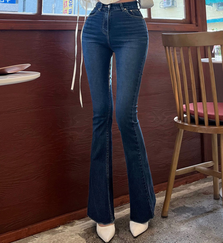 辛子韩国代购东大门新款丰跨紧身牛仔喇叭裤2023显瘦蓝色牛仔裤