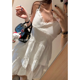 辛子韩国代购 蕾丝拼接V领蛋糕吊带连衣裙女小个子设计感短裙 法式