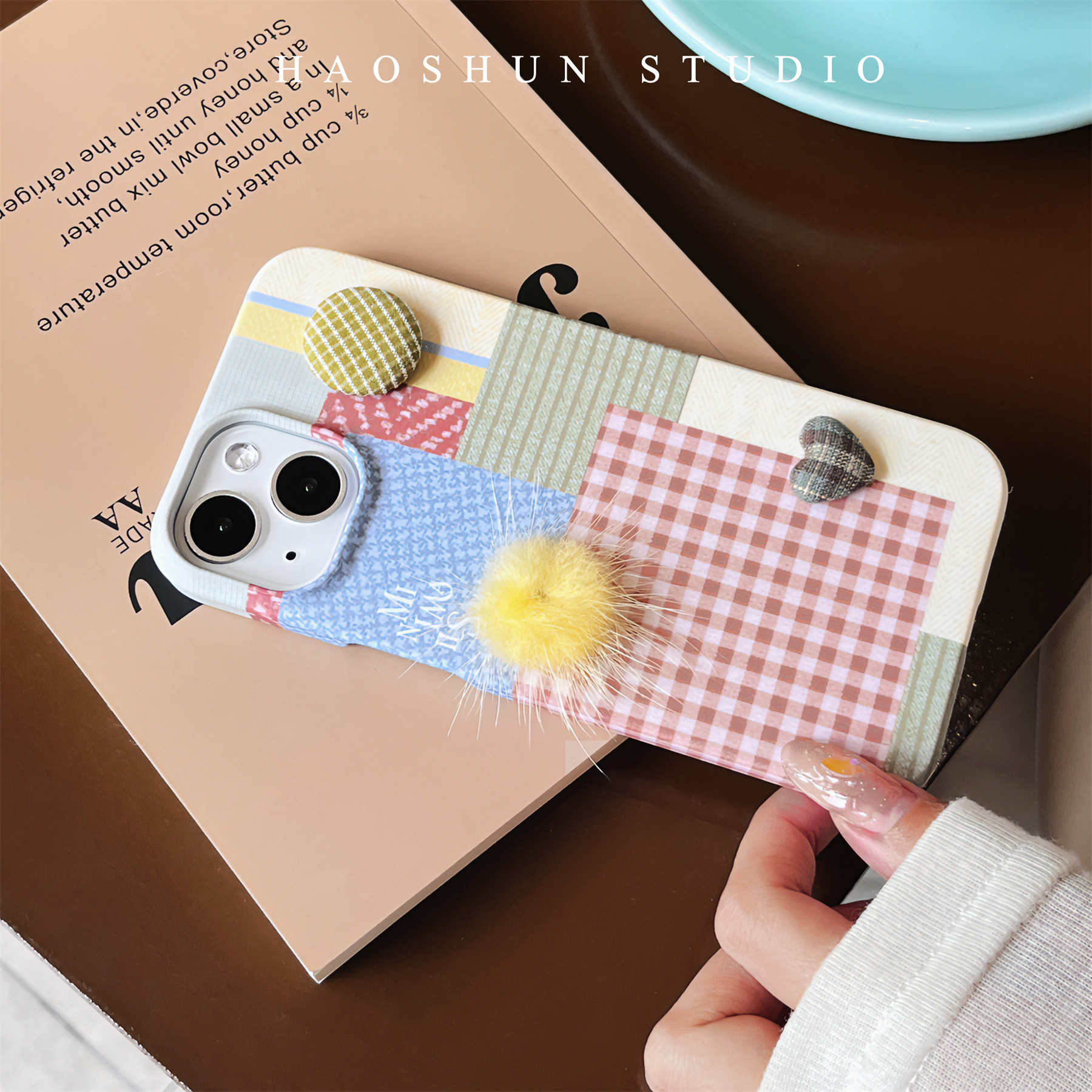 三星s23+磨砂菲林硬壳半包壳